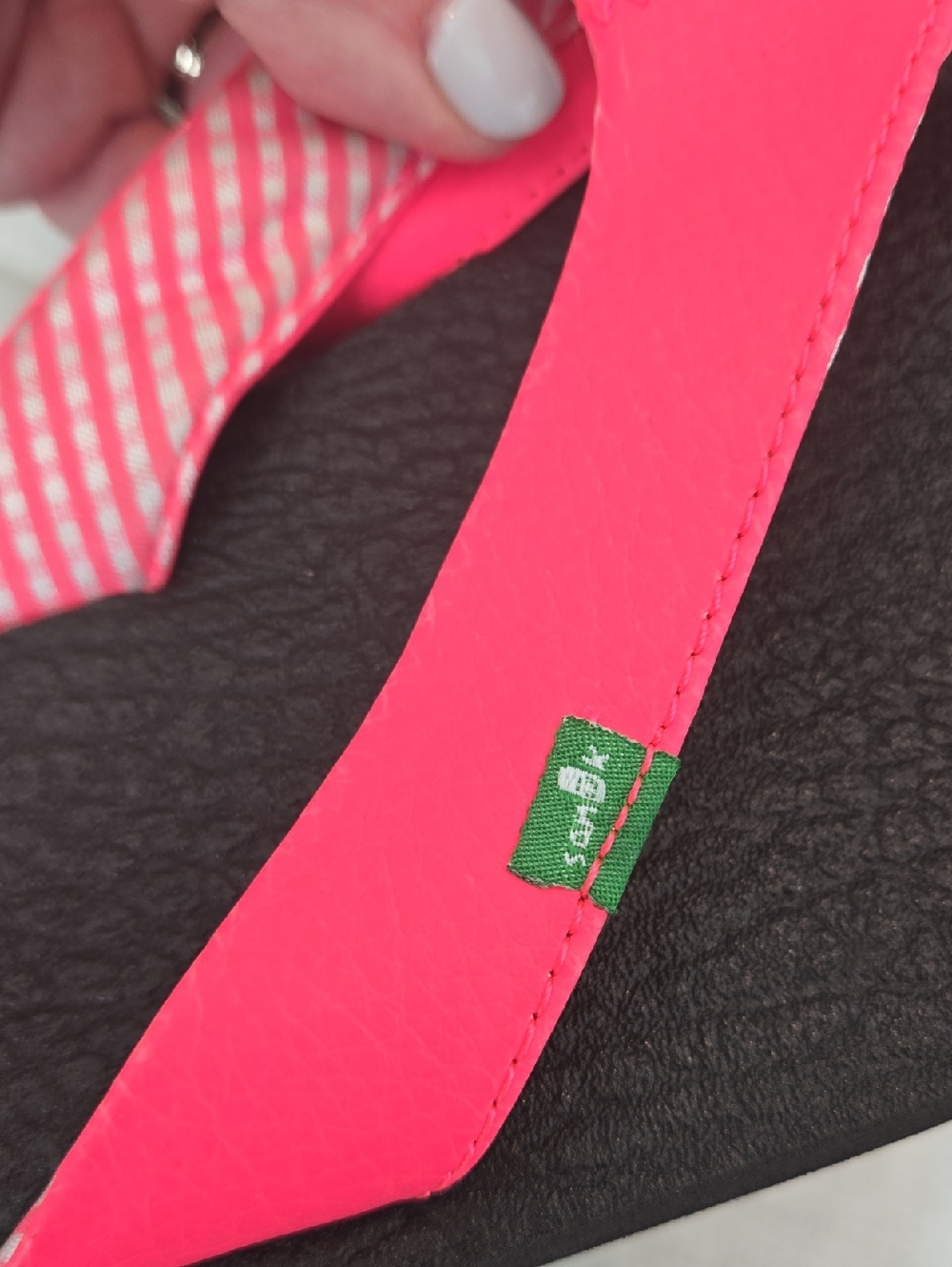 Sanuk Women’s Hot Pink Yoga Mat Sandals - Picture 3 of 9